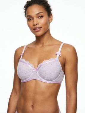 La Senza Pink & White Lace Unpaded Bra – Size 32A | Y2K | Flirty & Feminine